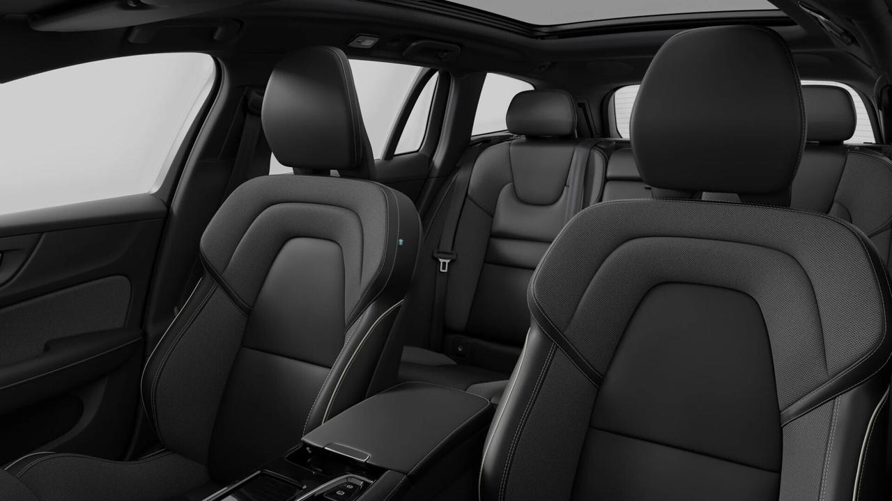 Volvo V60 B4 (d) automatico Plus Bright