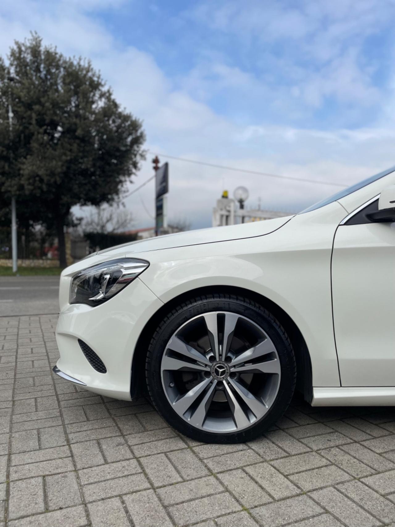 Mercedes-benz CLA 200 CLA 200 d Automatic Premium