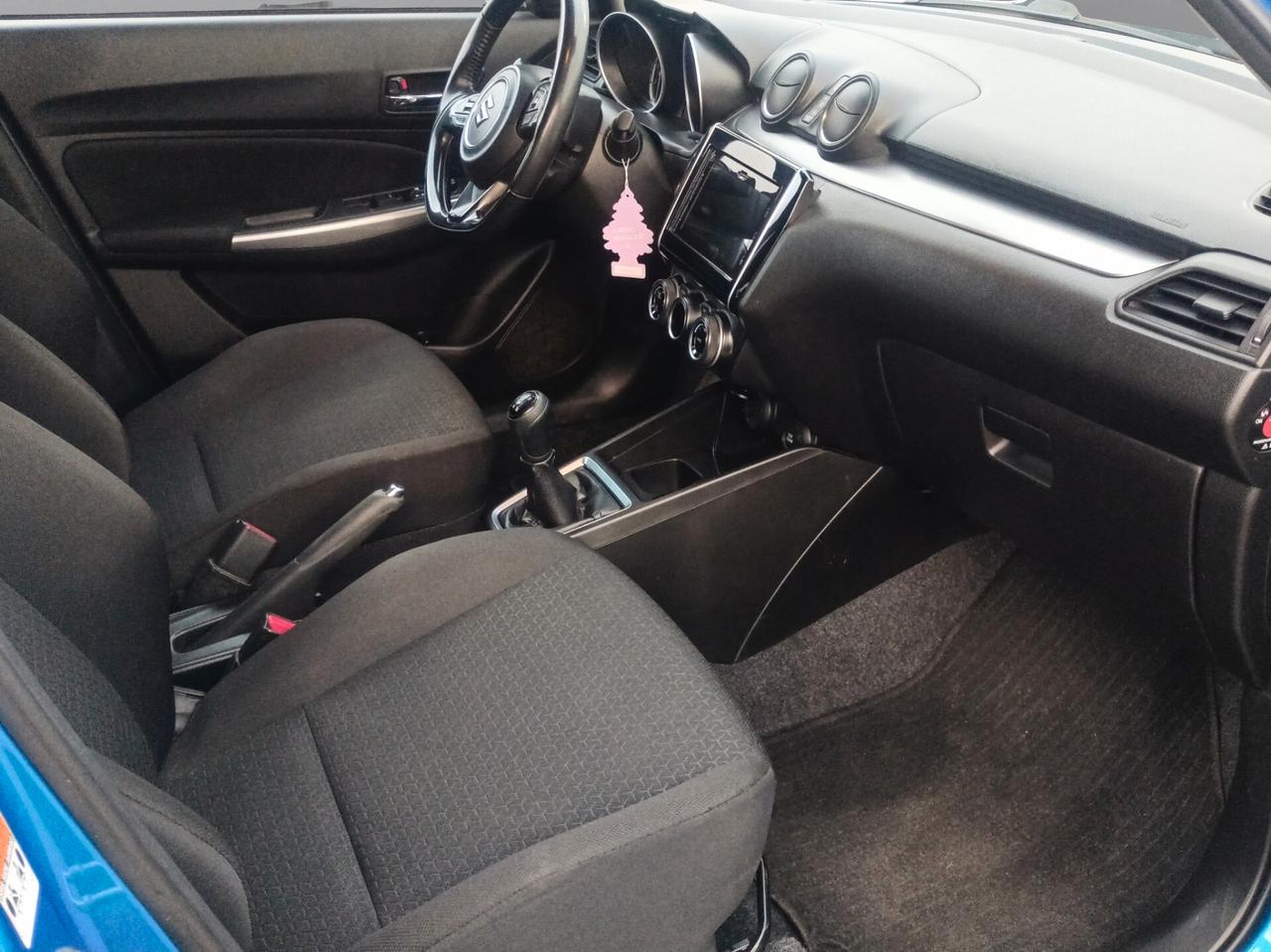 Suzuki Swift 1.2 Hybrid Top