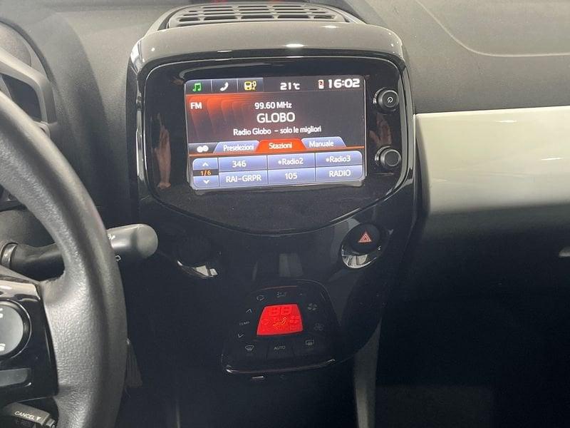 Toyota Aygo Aygo 5p 1.0 x-play my15