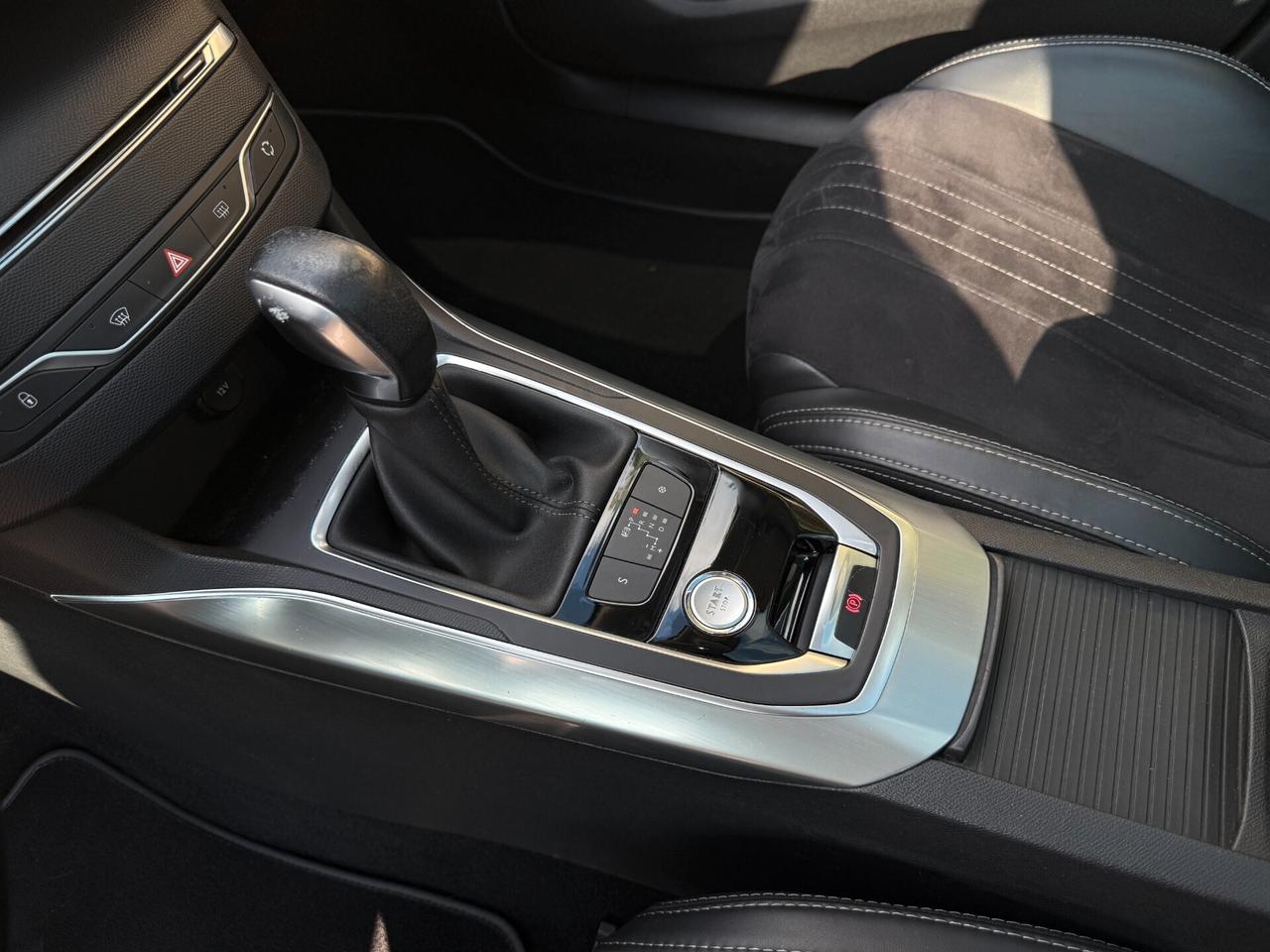 Peugeot 308 ALLURE/1.6 120CV/TETTO/RETRO/LED