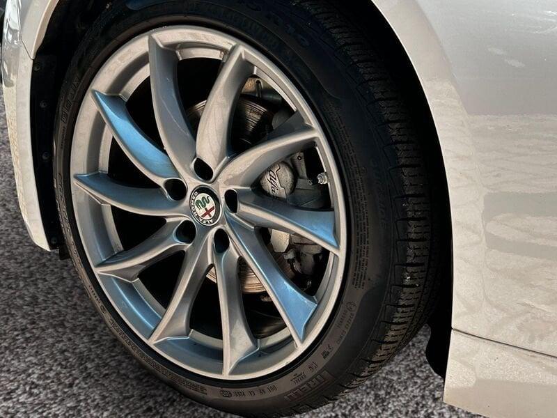 Alfa Romeo Giulia 2.2 Turbodiesel 160 CV AT8 Executive