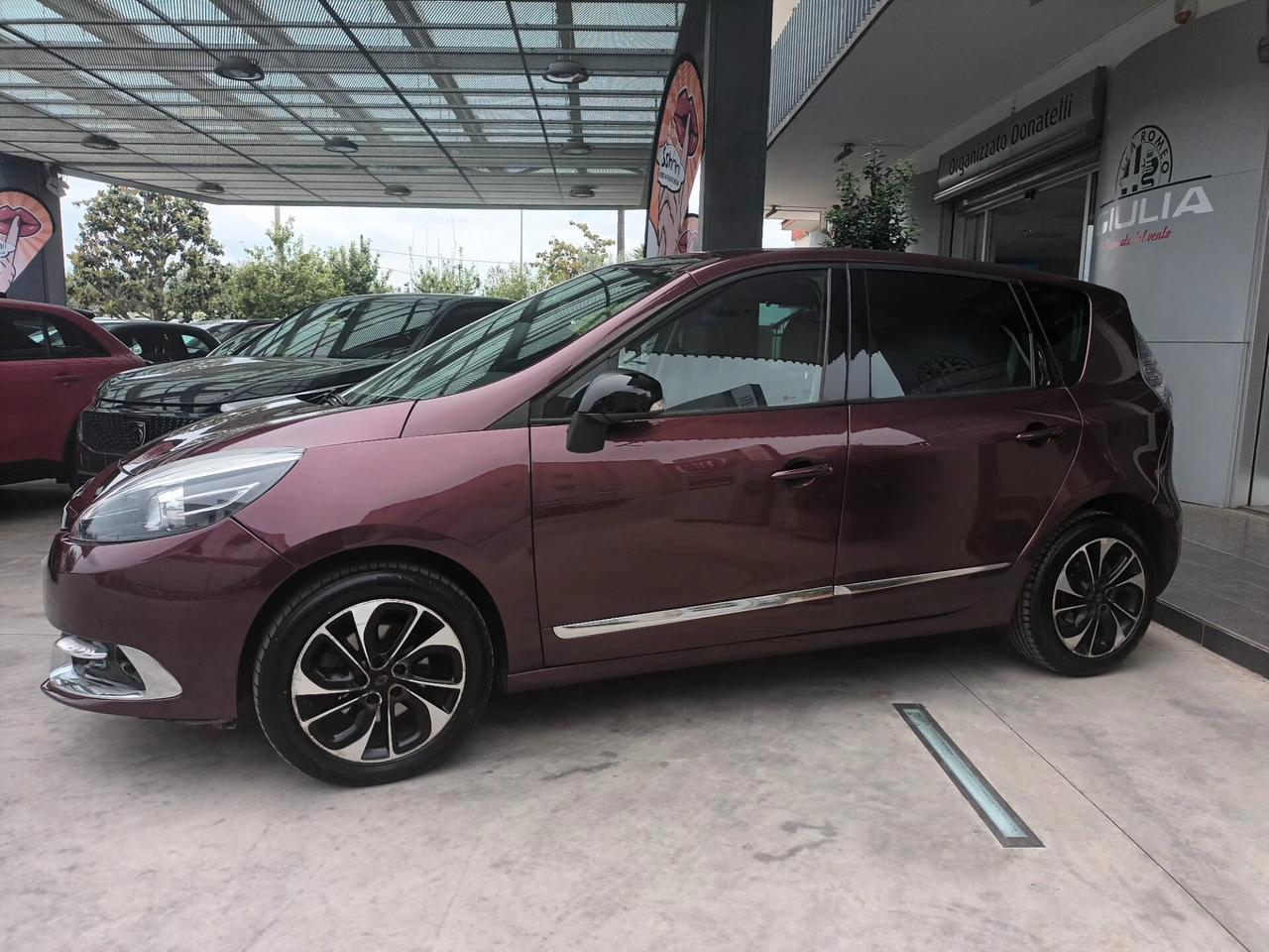 Renault SCENIC XMod 1.5 Energy dCi BOSE 110 CV