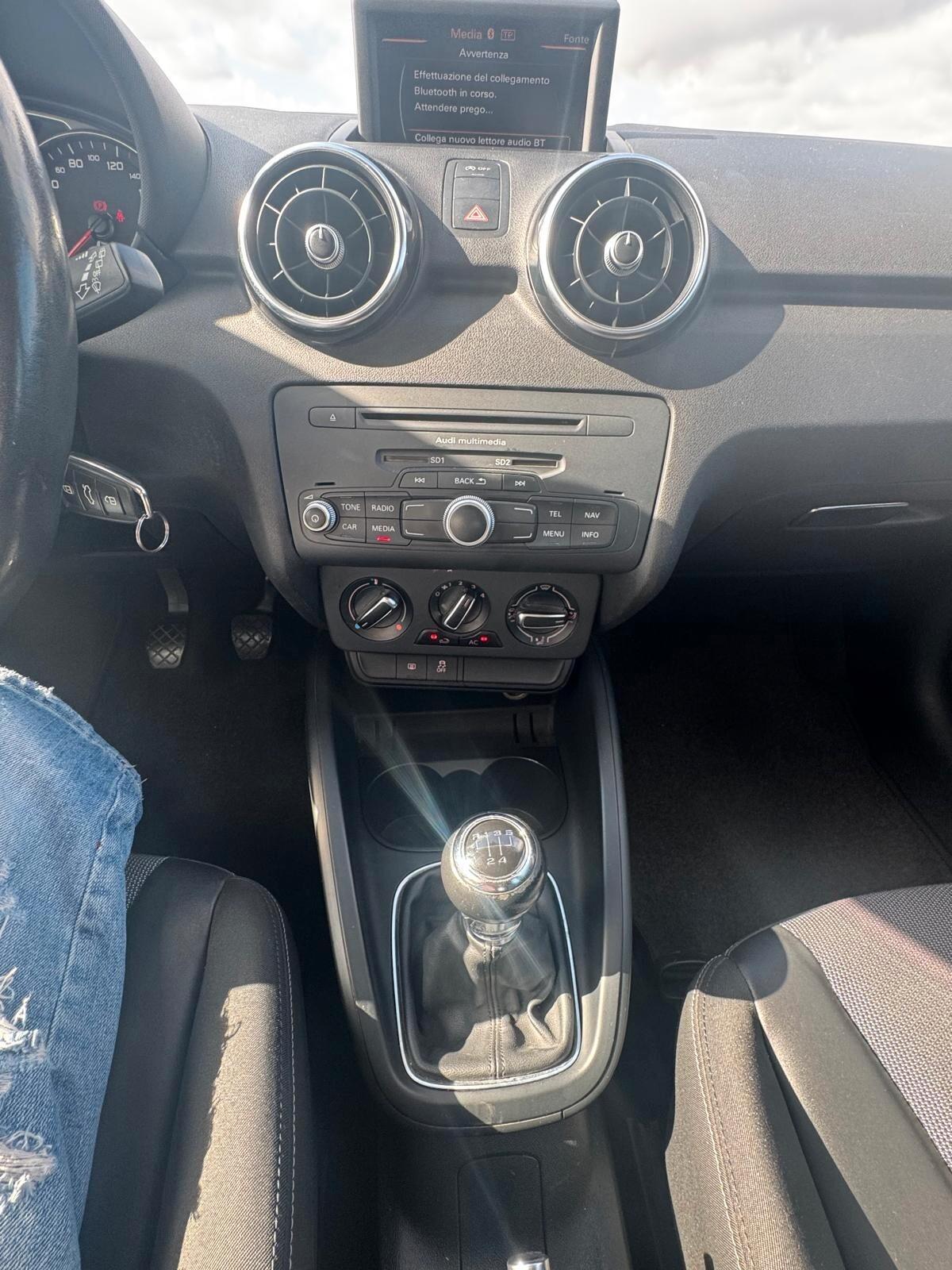 Audi A1 SPB 1.6 TDI 90 CV (NEOPATENTATI)