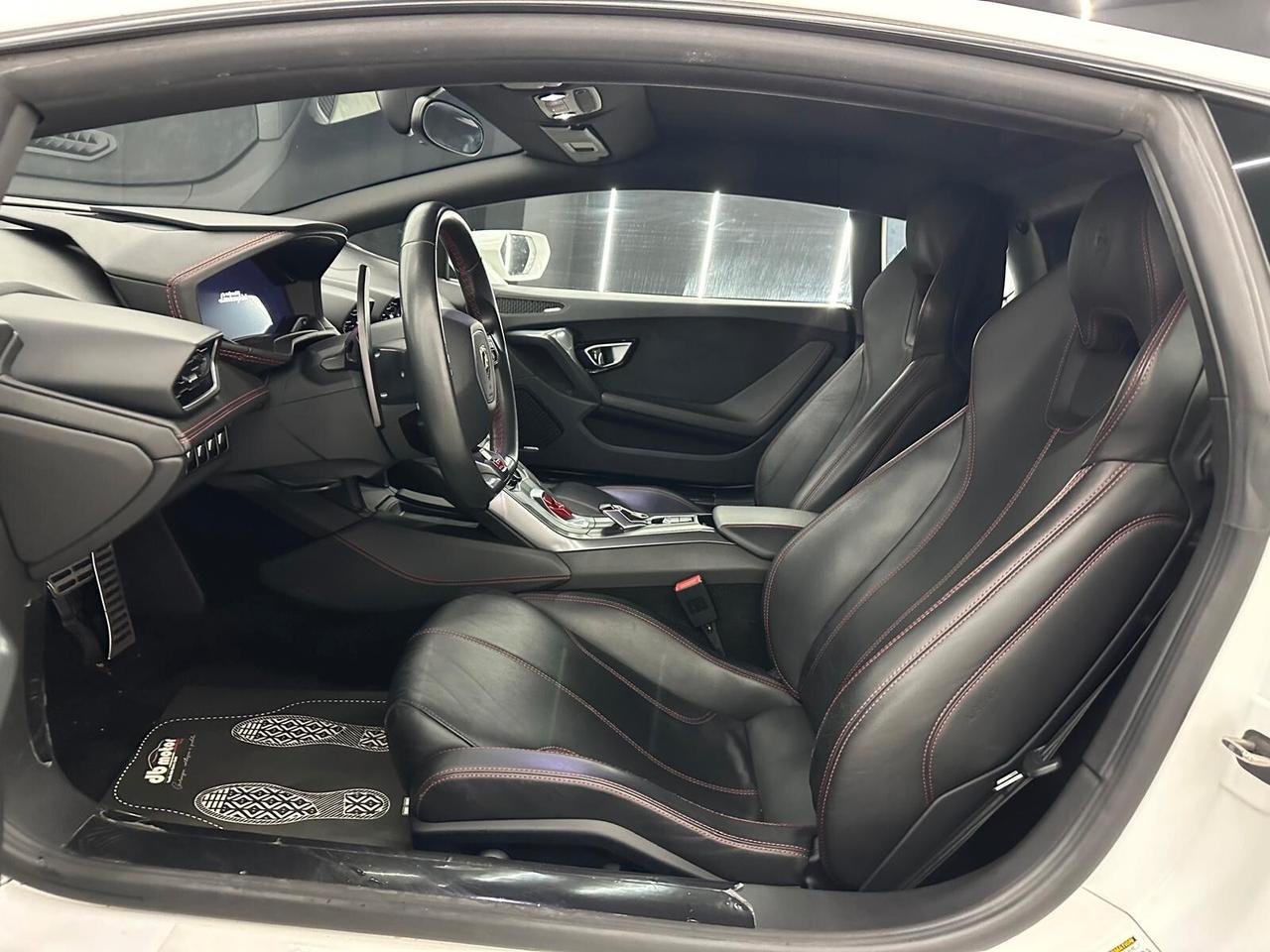 Lamborghini Huracan Coupe Huracan Coupe 5.2 580 rwd