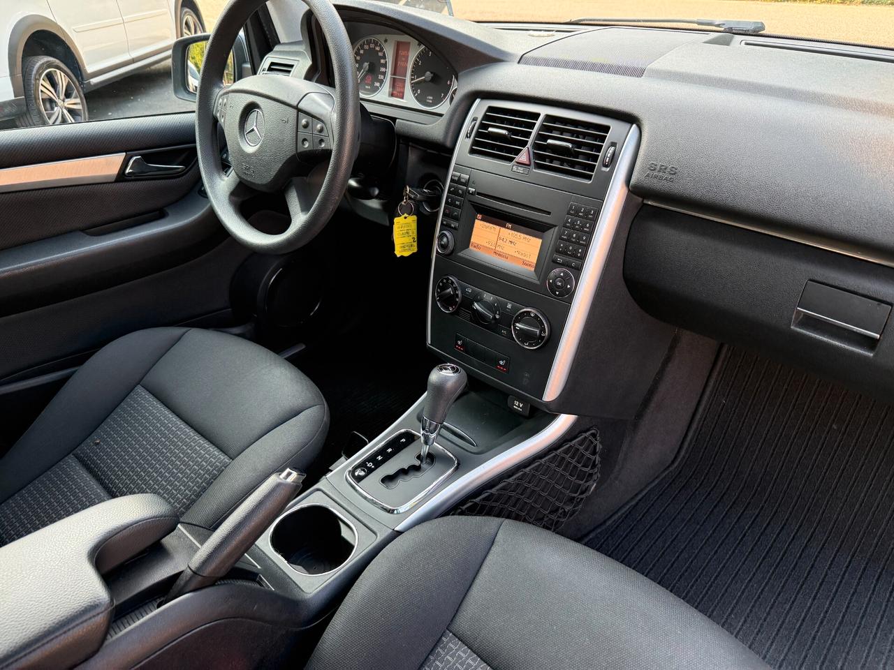 Mercedes-benz B 180 AUTOMATIC Executive 116cv