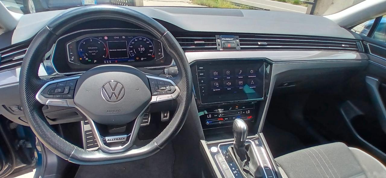 Volkswagen Passat Alltrack 2.0 TDI 200 CV 4MOTION DSG - 2021