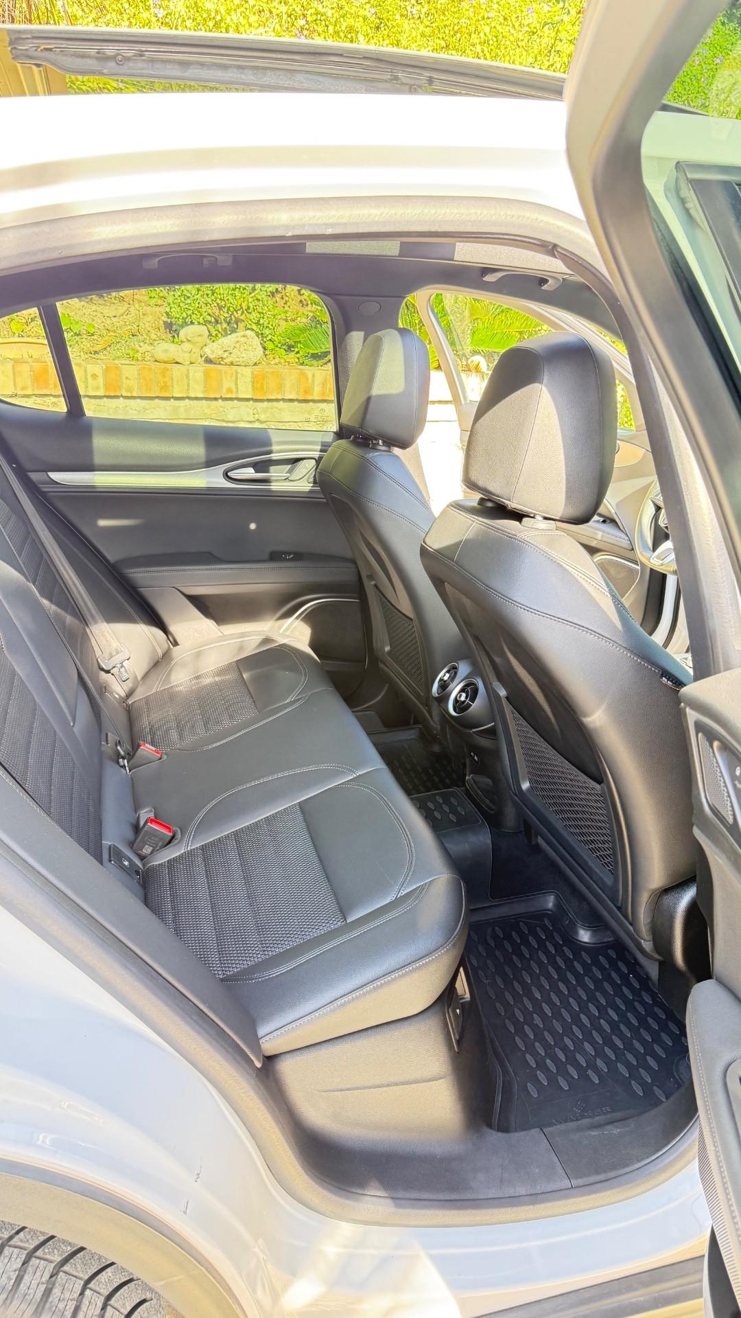 Alfa Romeo Stelvio 2.2 Turbodiesel 190 CV AT8 Q4 Sprint