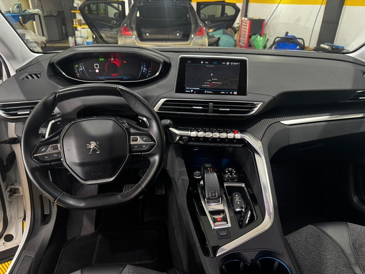 Peugeot 3008 BlueHDi 120 S&S Allure