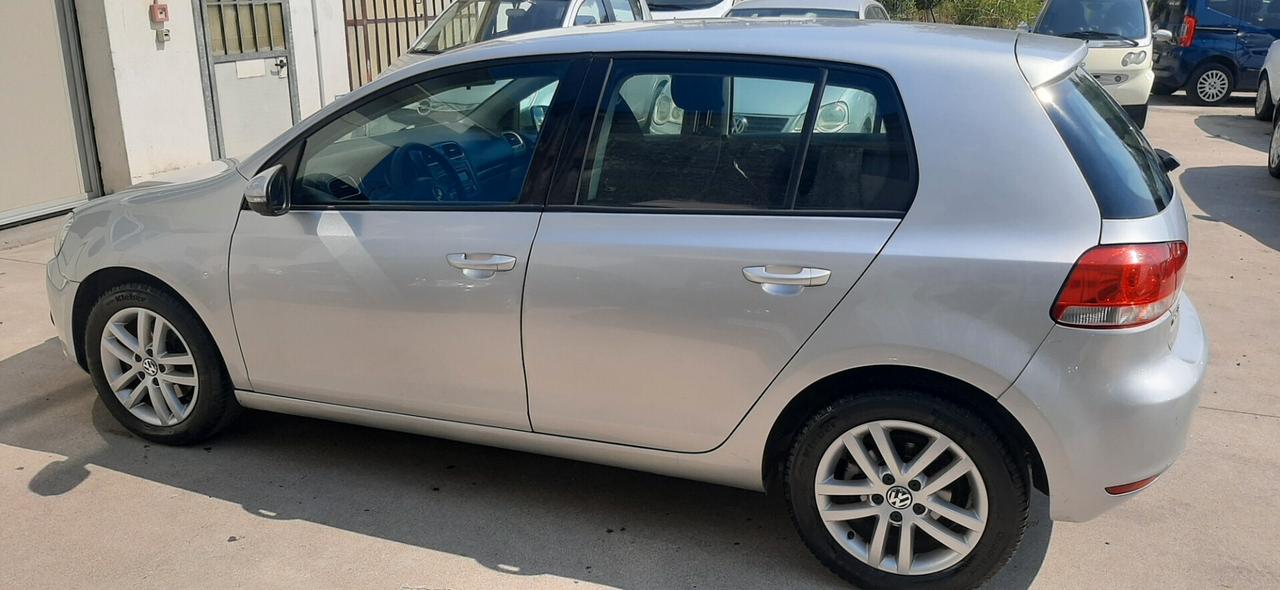 Volkswagen Golf 1.6 gpl benzina gpl valido 2029