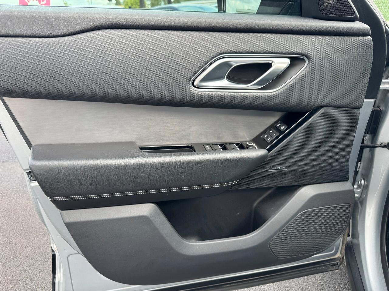 Land Rover Range Rover Velar Range Rover Velar 2.0D I4 240 CV R-Dynamic HSE