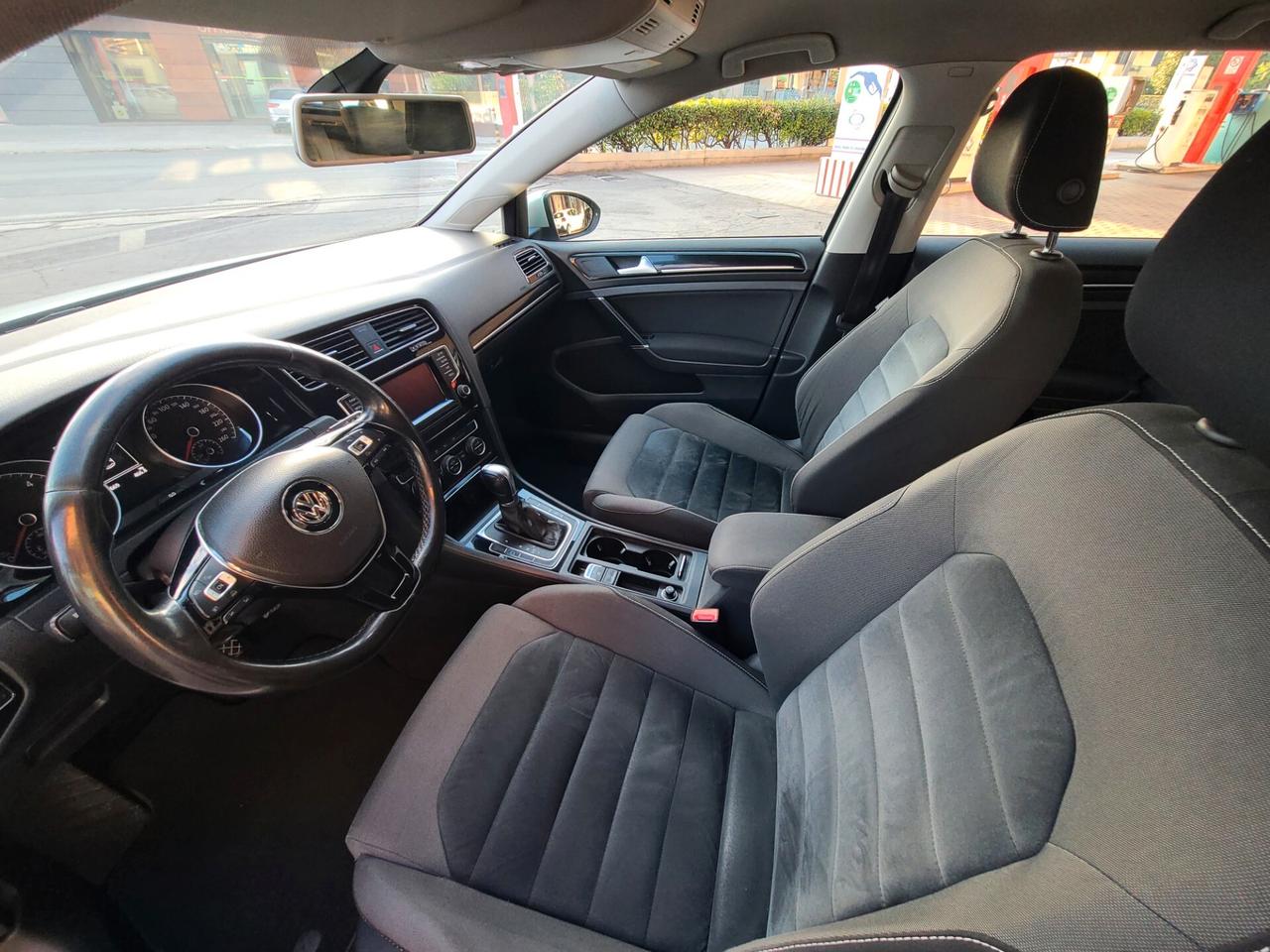 Golf 1.6 TDI DSG OK NEOP IMPECCABILE