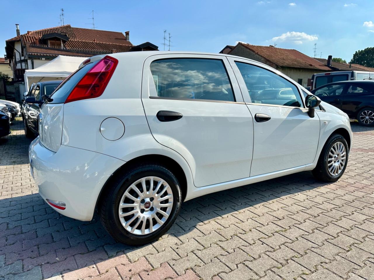 Fiat Punto 1.2 8V 5 porte Street ** GPL**NEOPATENTATI**