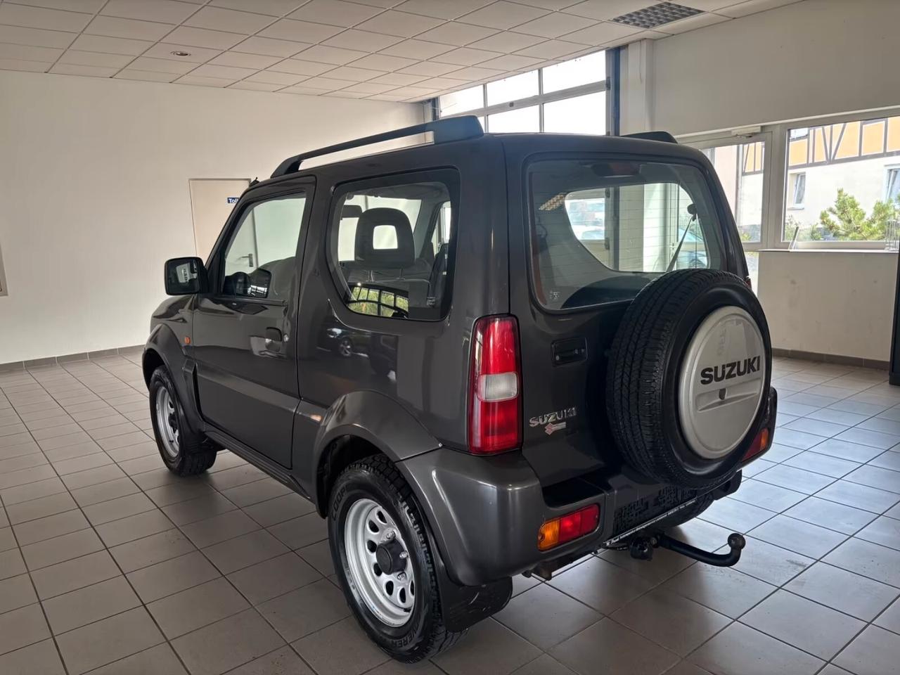 Suzuki Jimny Ranger Limited. Aria condizionata