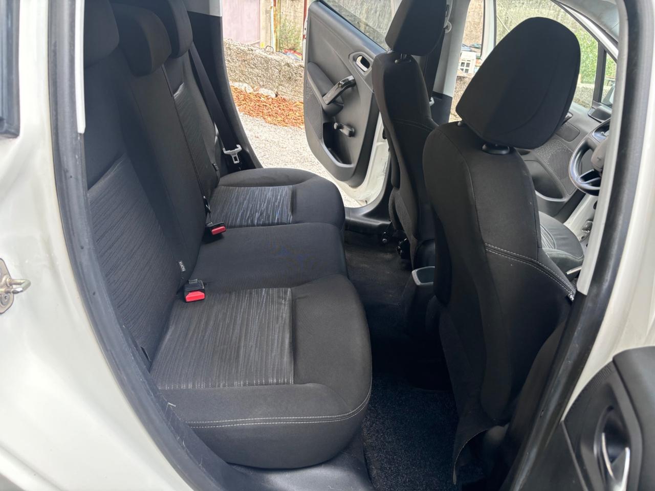 Peugeot 208 1.2 VTi 82 CV 5 porte Access