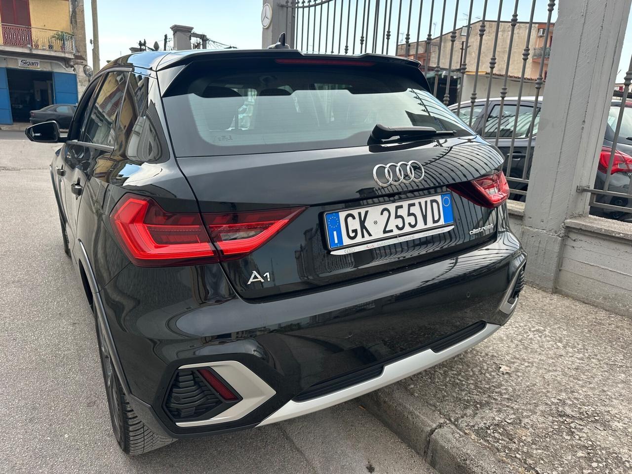 Audi A1 allstreet 30 TFSI Identity Contrast 2022