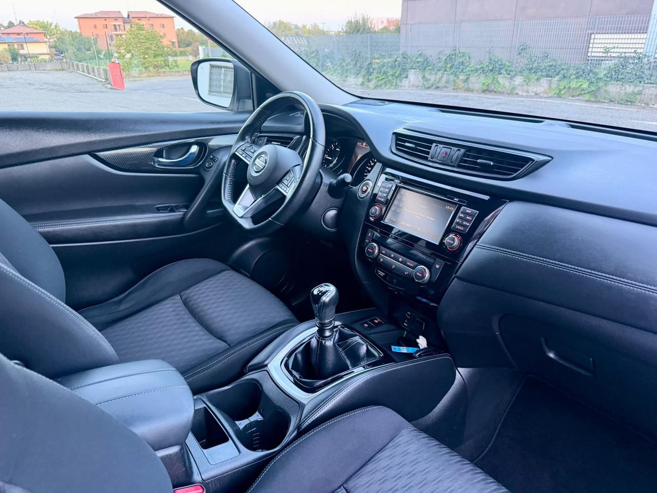 Nissan X-Trail 1.6 dCi 2018 104.000km e6 condizioni eccellenti