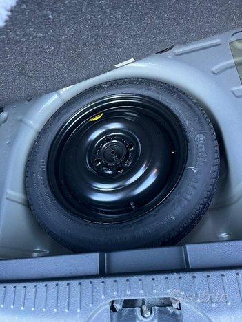 FORD B-Max 1.5 TDCi 95 CV Titanium CRUISE/NAVI