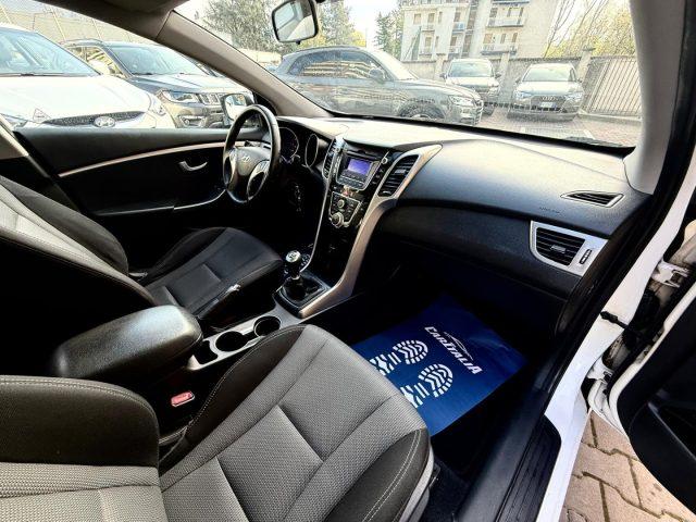 HYUNDAI i30 1.6 CRDi 5p. Comfort