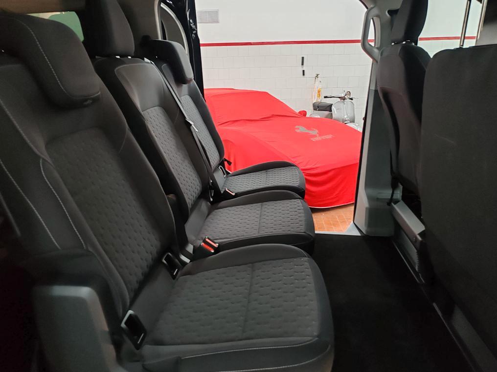 FORD Transit Custom V710 320 2.0 ecoblue 150cv combi M1 Titanium L1H1