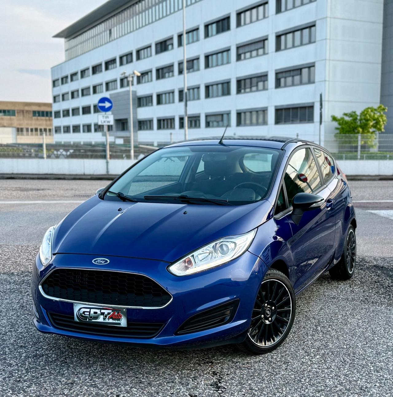 Ford Fiesta 1.5 TDCi 95CV 3 porte Black & White Edition