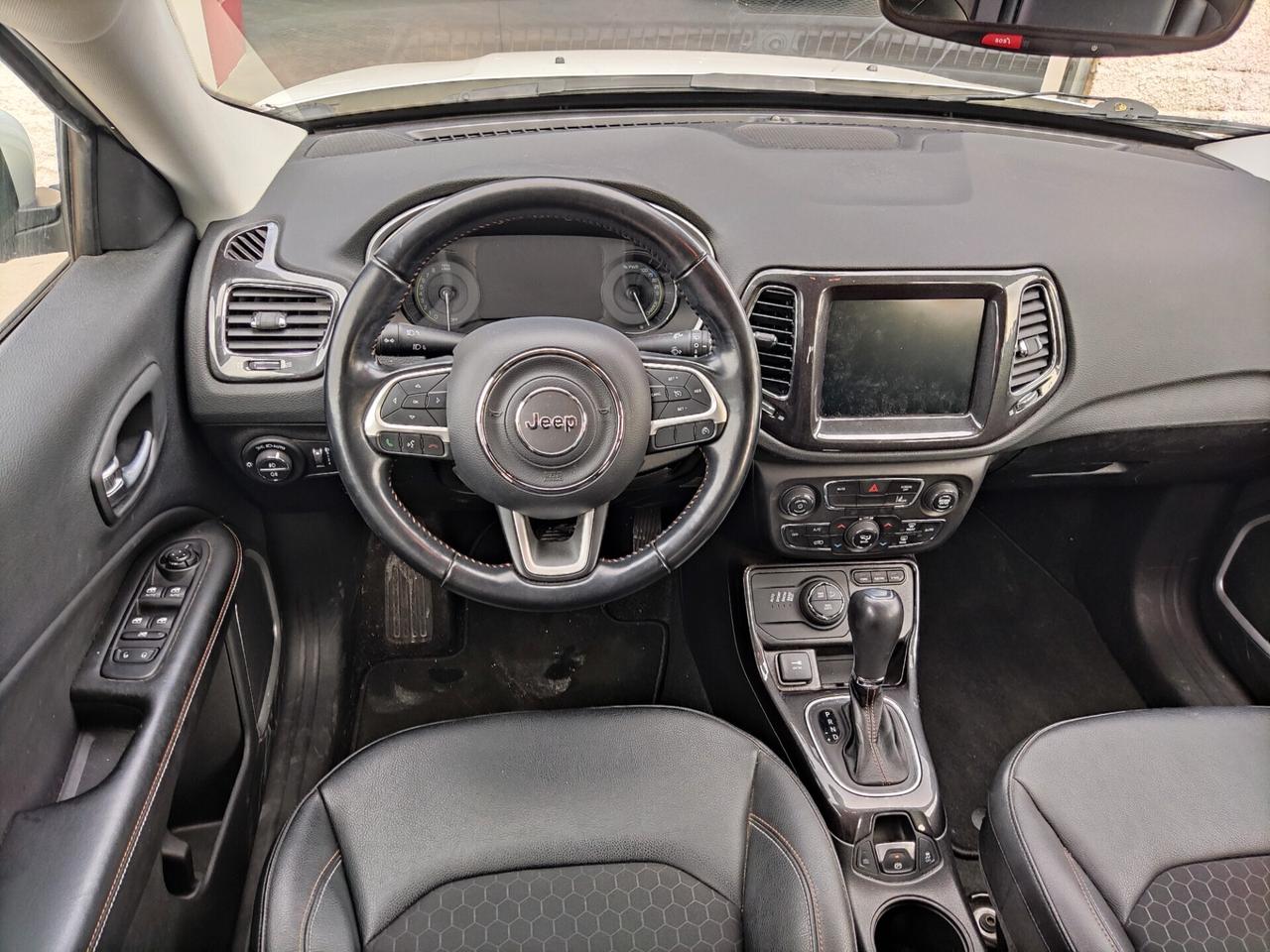 Jeep Compass 1.3 T4 190CV PHEV AT6 4xe Business