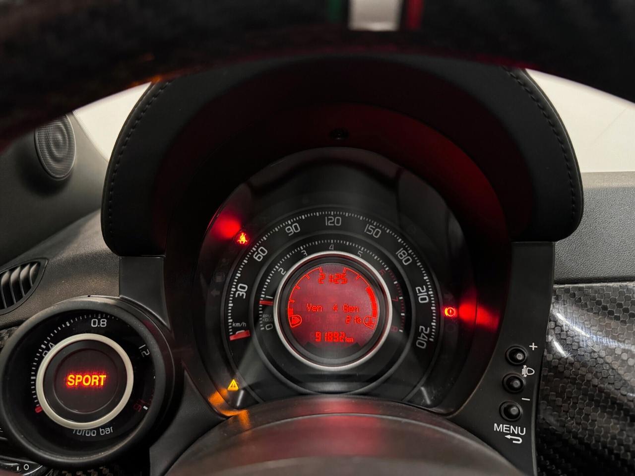 Abarth 500 C 1.4 Turbo T-Jet Custom