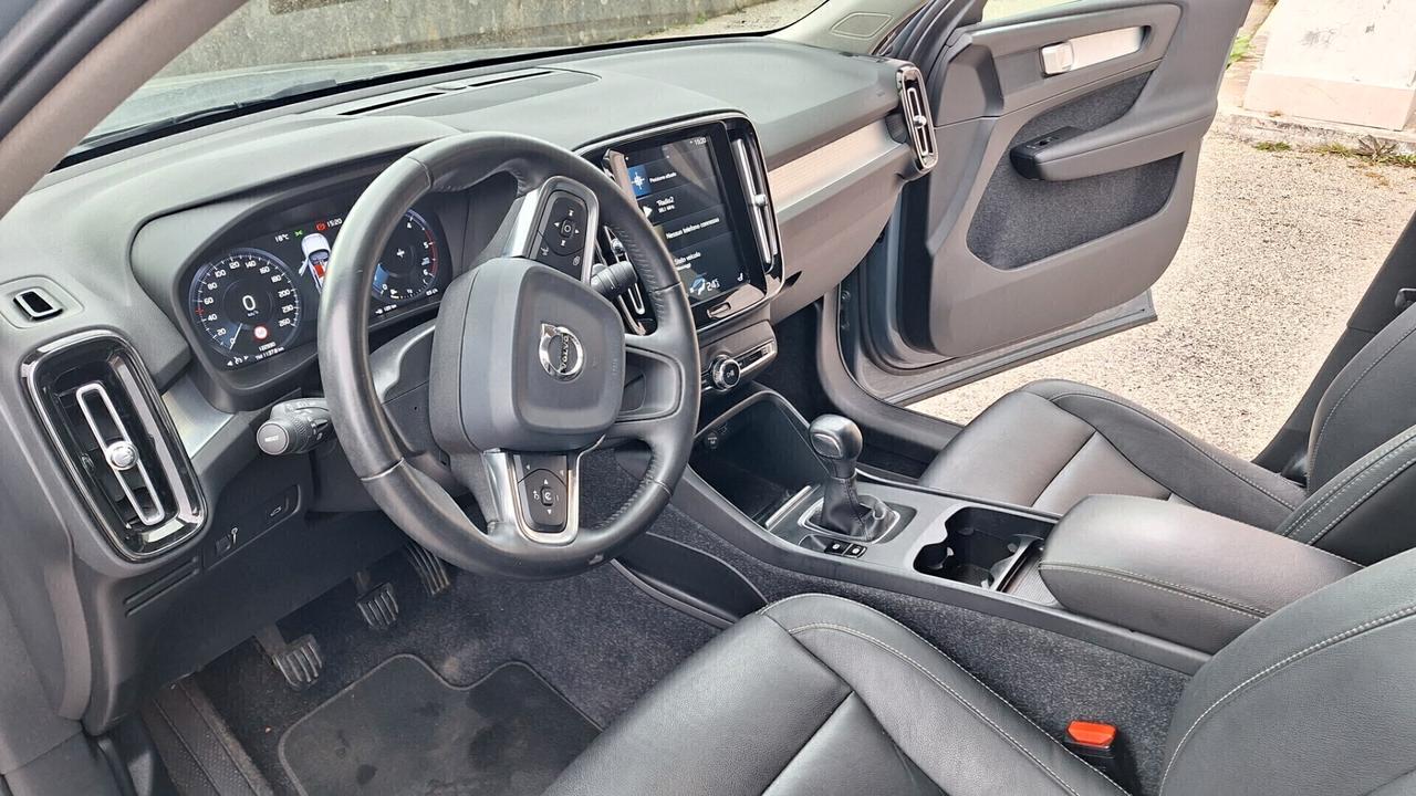 Volvo XC40 D3 Momentum