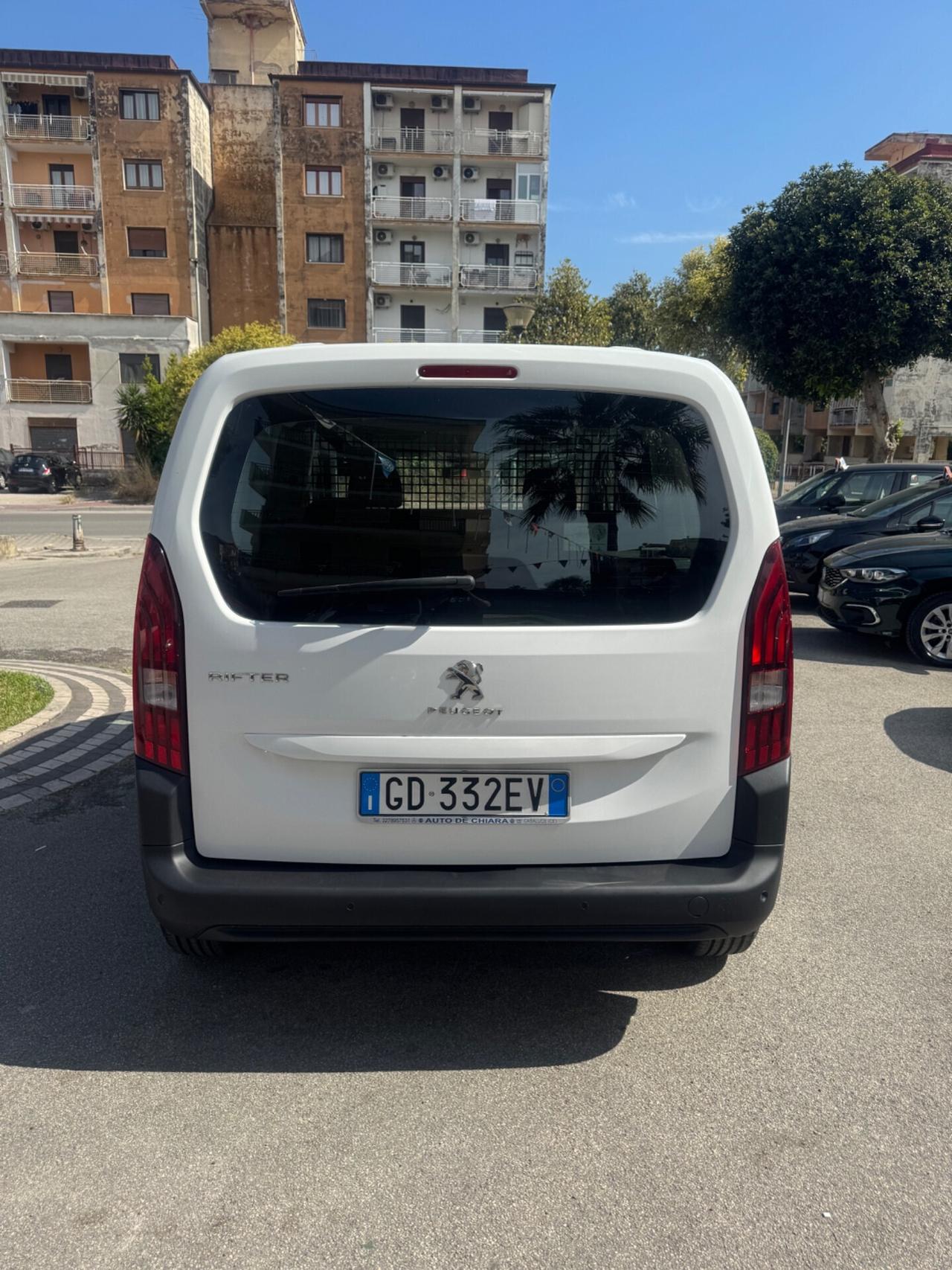 Peugeot Rifter 1.5 diesel AUTOCARRO