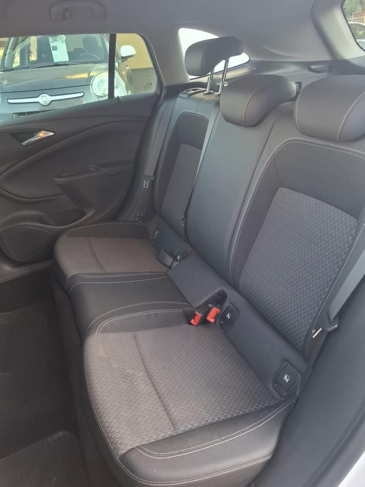 Opel Astra 1.6 CDTi 110CV SW Dynamic - 2016