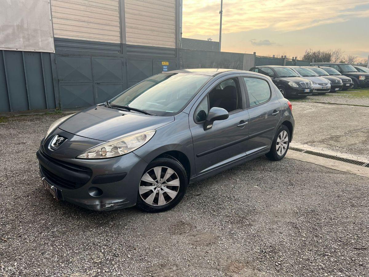 PEUGEOT - 207 - HDi 70CV 5p. ONE Line