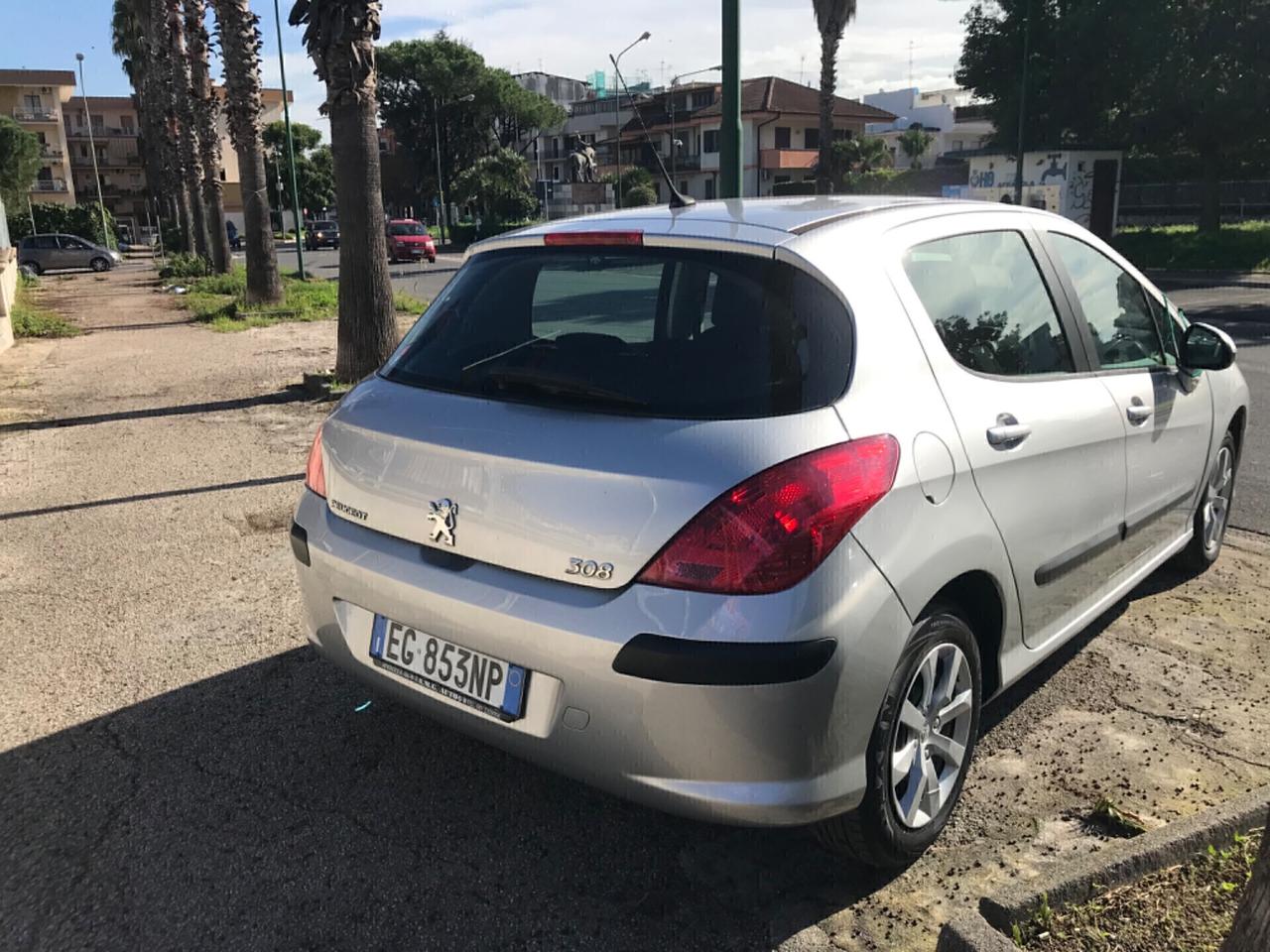 Peugeot 308 1.6 8V HDi 93CV 5p. Active 2011