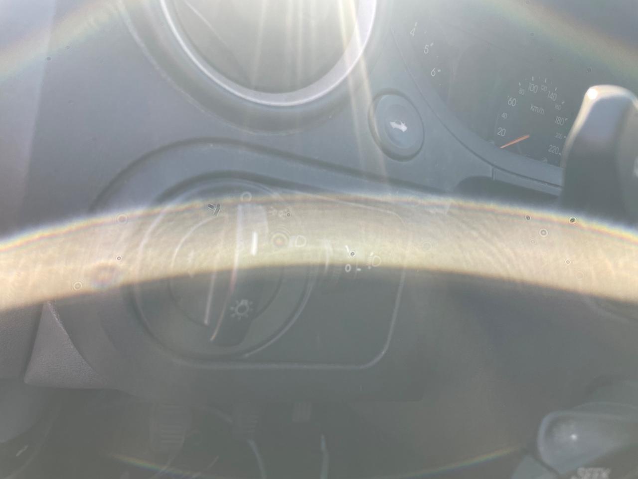 Ford Fiesta 1.4 16V 5p. Ghia