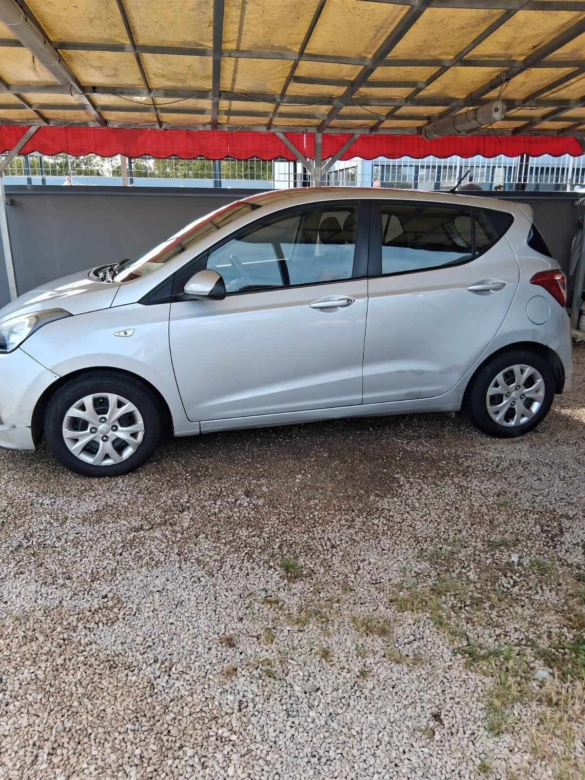 Hyundai i10 1.0 MPI Sound Edition