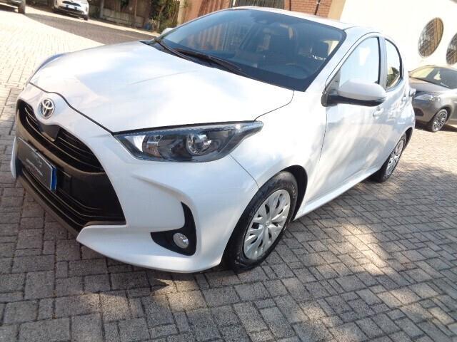 Toyota Yaris 1.5 Hybrid 5 porte Active NESSUN VINCOLO DI FINANZIAMENTO
