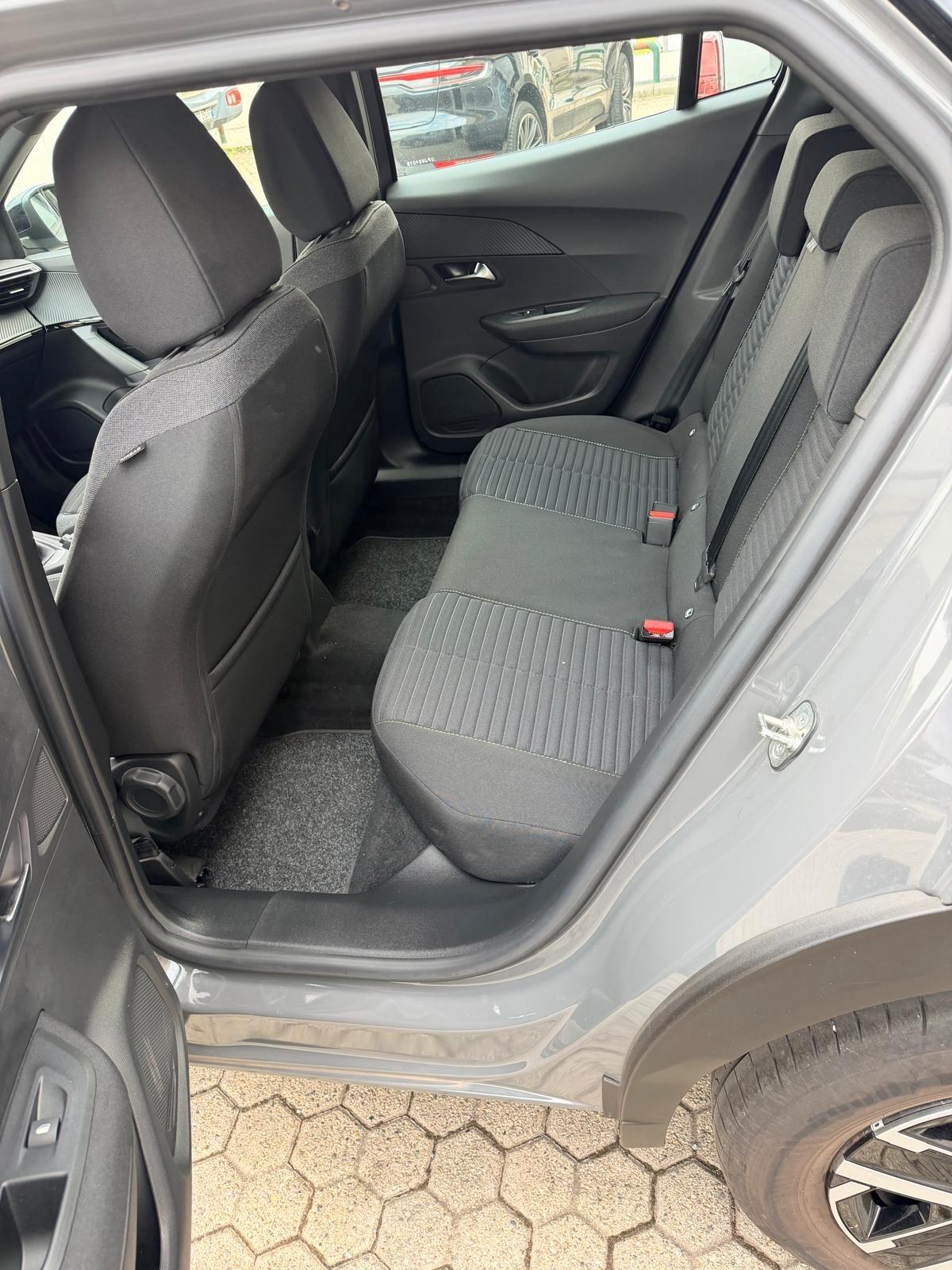 Peugeot 2008 PureTech 100 S&S Allure