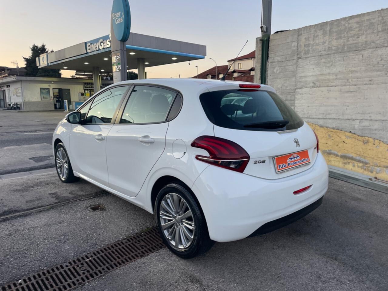 PEUGEOT 208 1.2 BENZINA 82 (CV) 2016