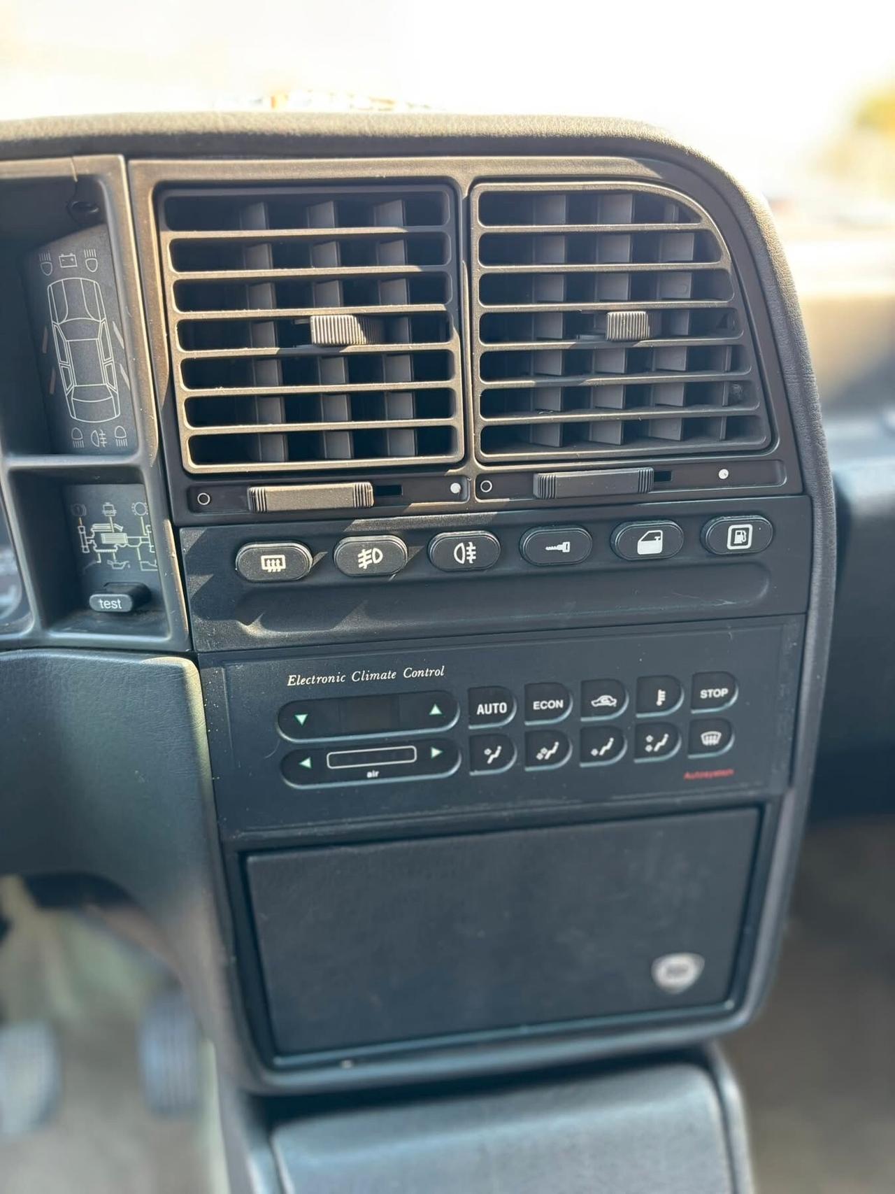 Lancia Thema 2.0 i.e.