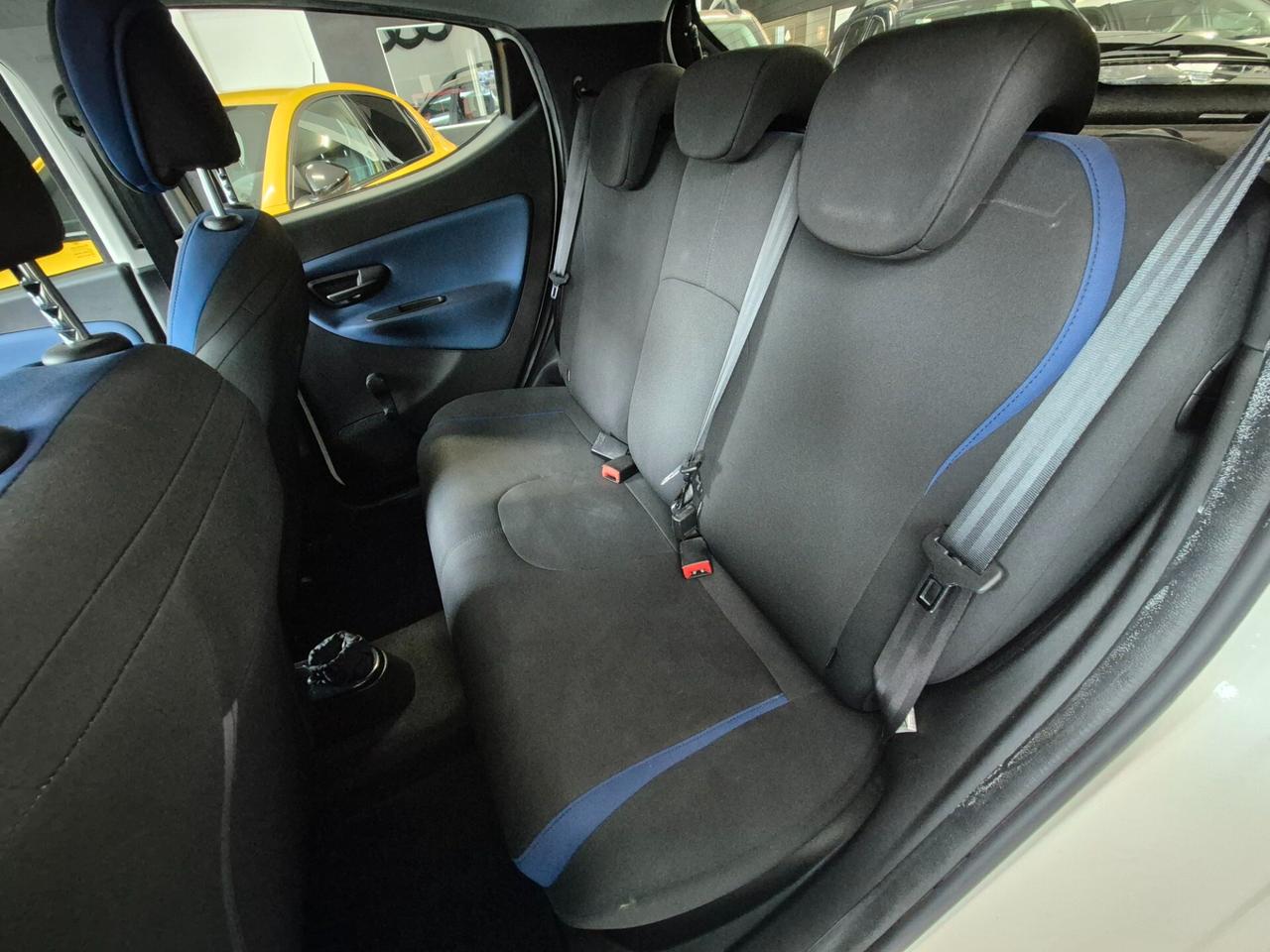 Lancia Ypsilon 1.2 69 CV 5 porte GPL Ecochic Silver