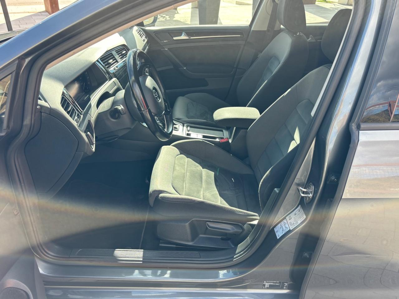 Volkswagen Golf 1.6 TDI 110 CV DSG 5p. Highline BlueMotion Technology