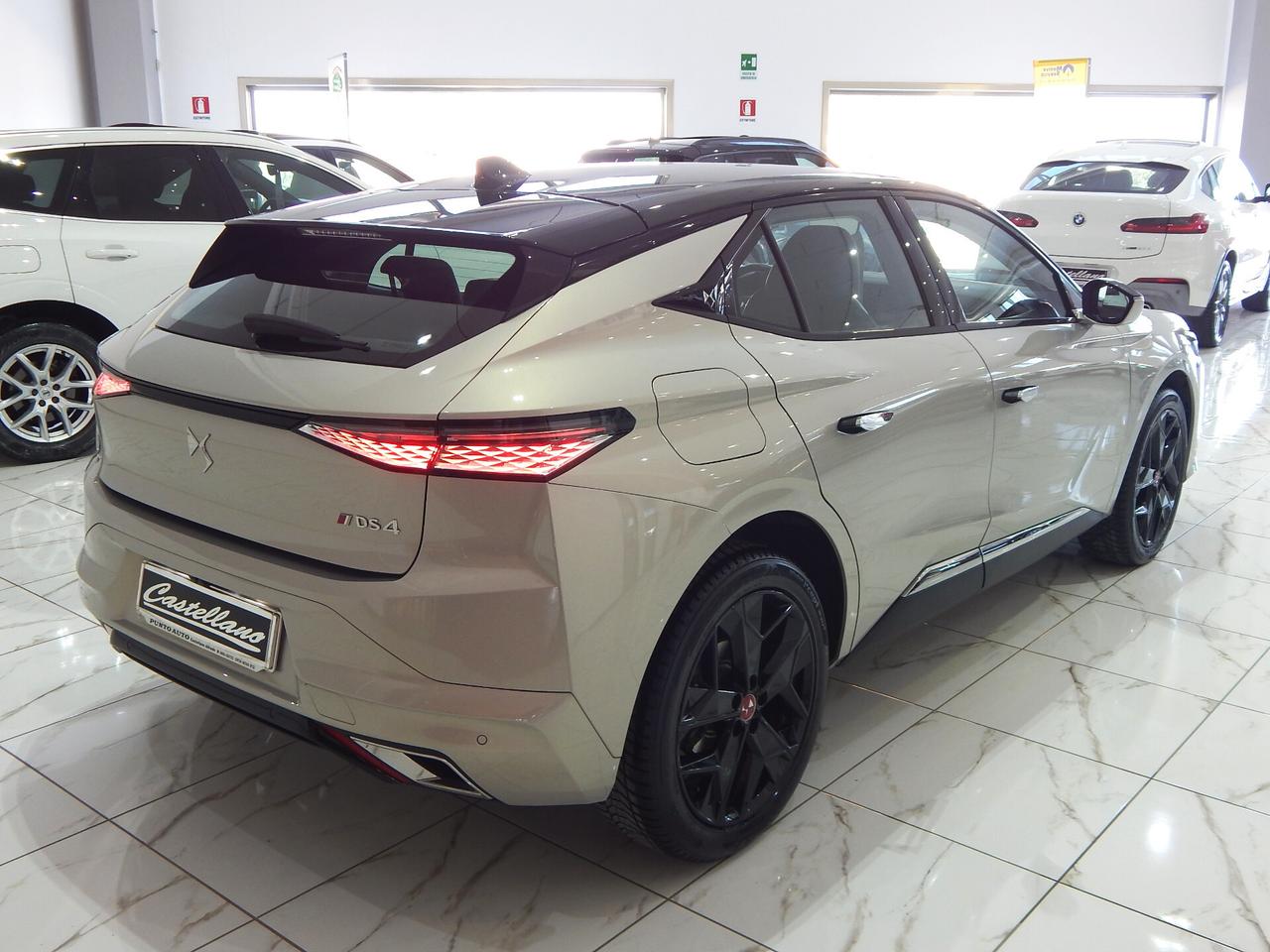 DS Automobiles DS 4 1.5 bluehdi Performance Line 130cv Aut. CARPLAY