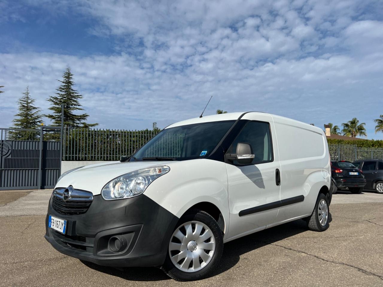 Opel Combo 1.6 MJT 105cv Passo Lungo - 2015