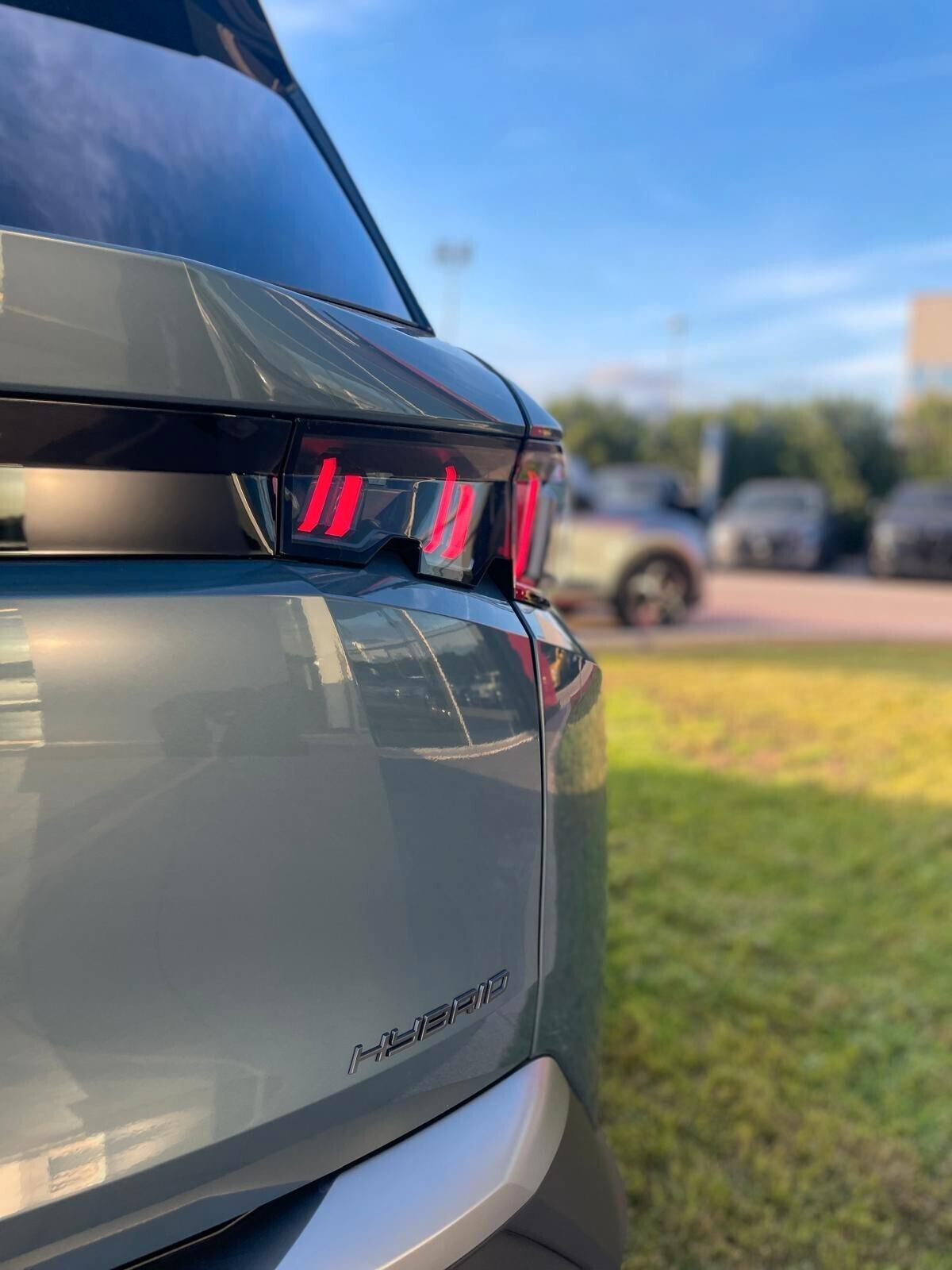 Peugeot 5008 Hybrid 145 e-DCS6 Allure