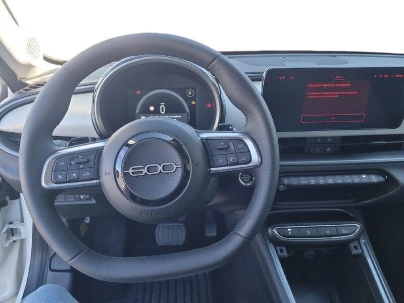 FIAT 600 (2023-->) Hybrid 100 CV DCT MHEV La Prima