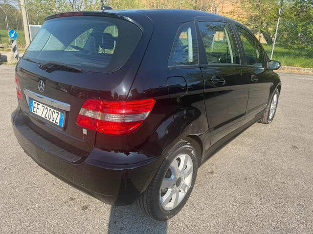 MERCEDES-BENZ B 180 CDI Premium senza nessun lavoro da fare