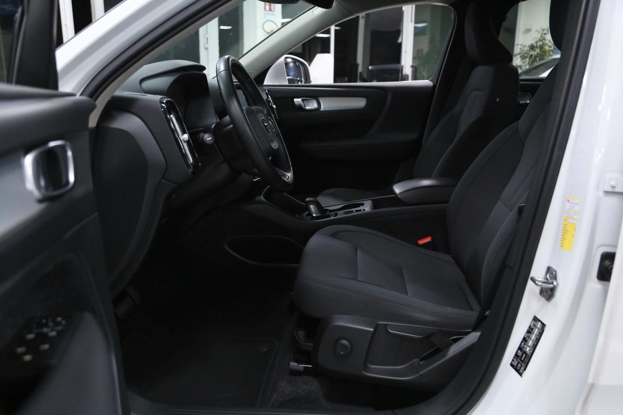 Volvo XC40 T5 Recharge Plug-in Hybrid Inscription Expression auto