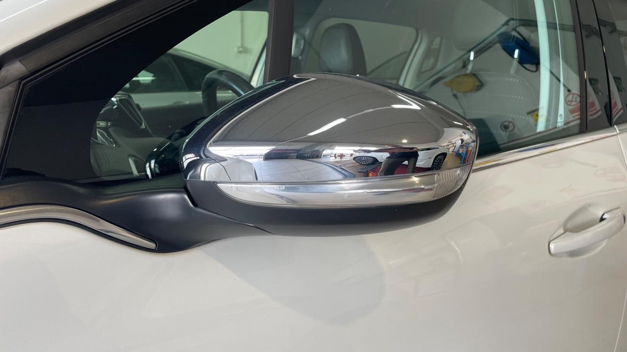 Peugeot 2008 1.6 e-HDi 115 CV Stop&Start Allure