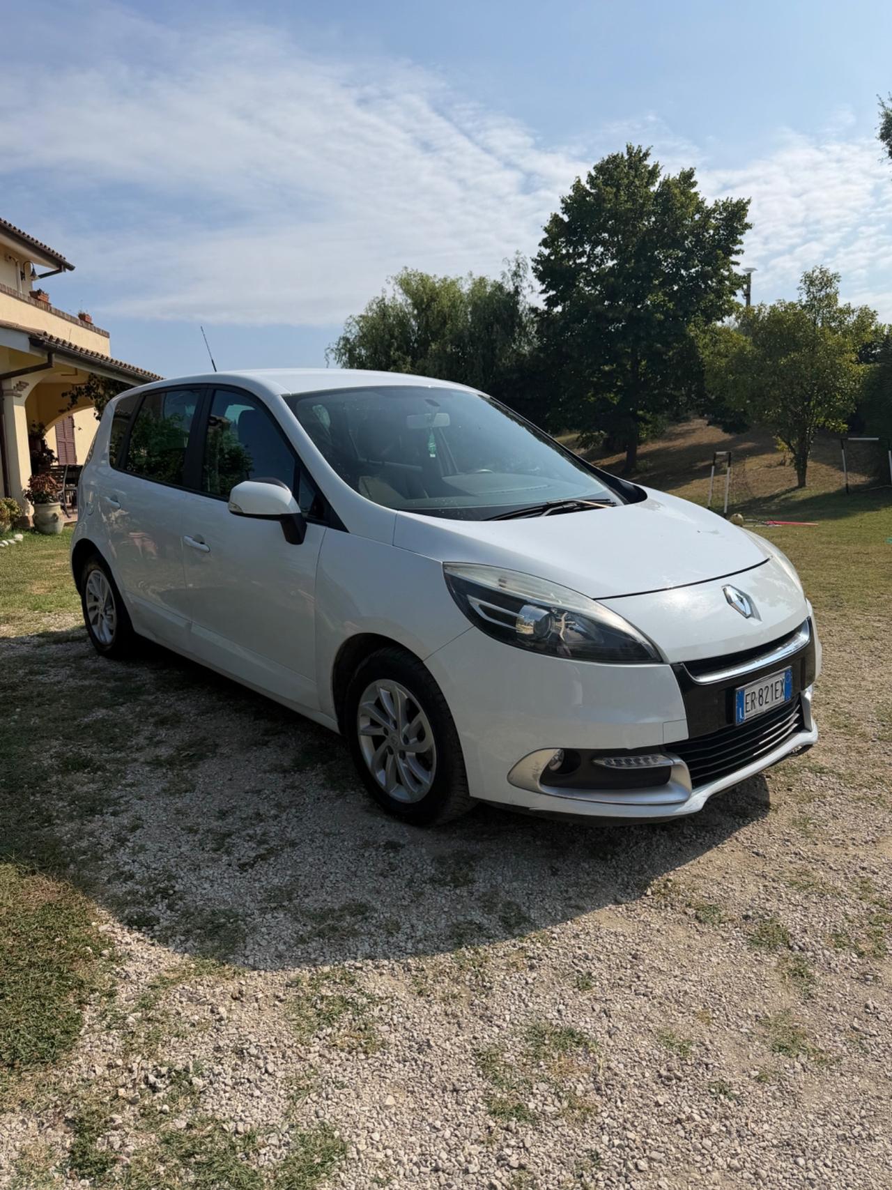 Renault Scenic Scénic XMod 1.5 dCi 110CV EDC Live