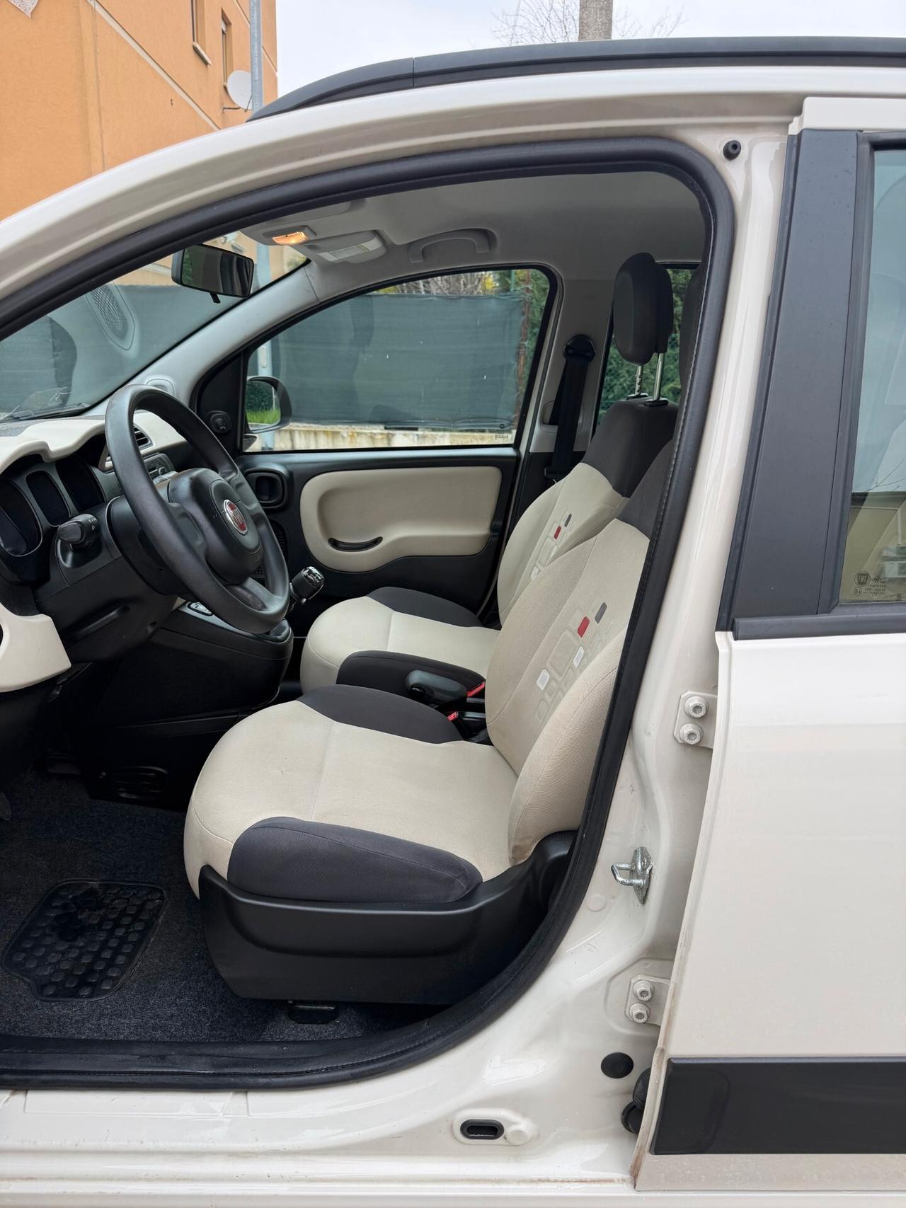 Fiat Panda 1.2 - NEOPATENTATI - 12 MESI DI GARANZIA -