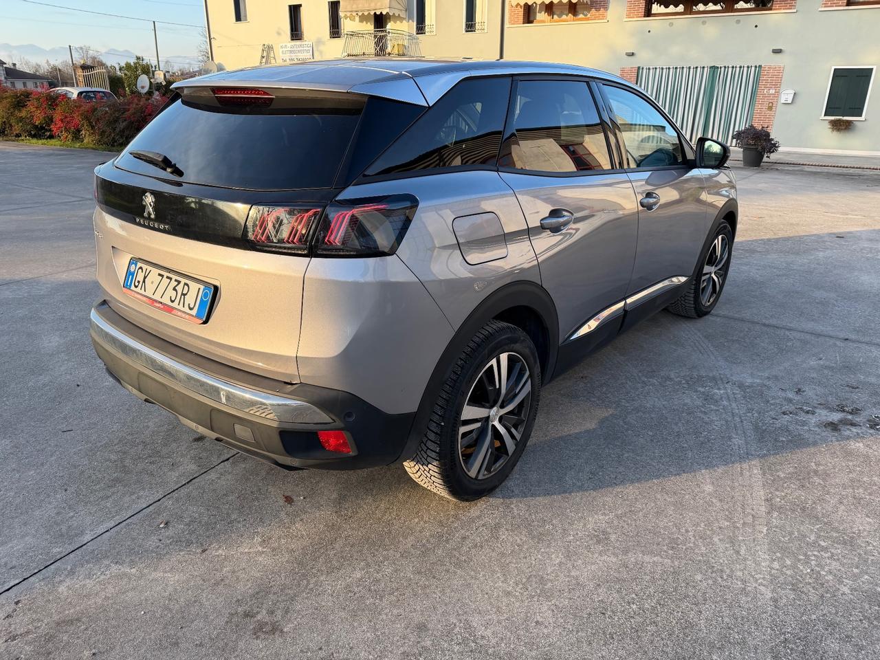 Peugeot 3008 BlueHDi 130 S&S EAT8 Allure Pack